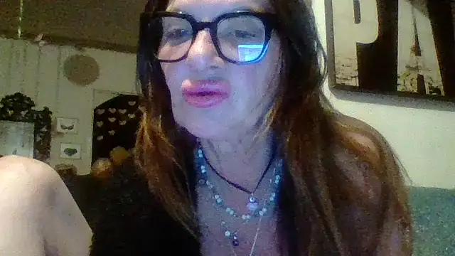 gildamilf – Live XXX-chat