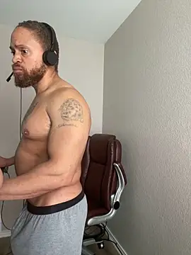 Fathero1timeのライブXXXチャット