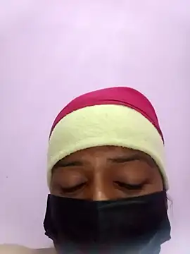 XXX chat uživo modela Malee_S