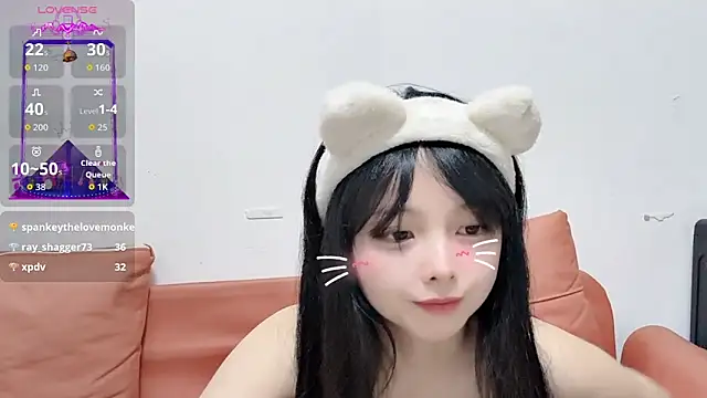 QQ88-99 live XXX chat