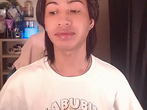 Erin_23のライブXXXチャット