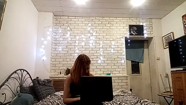 Онлайн чат XXX SirenFrost