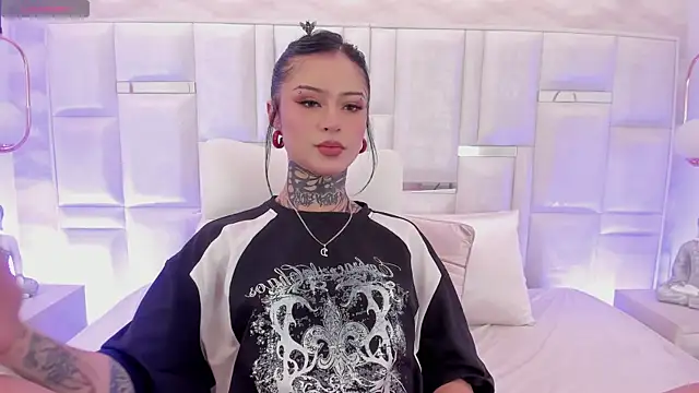 doll__bella's Live XXX Chat