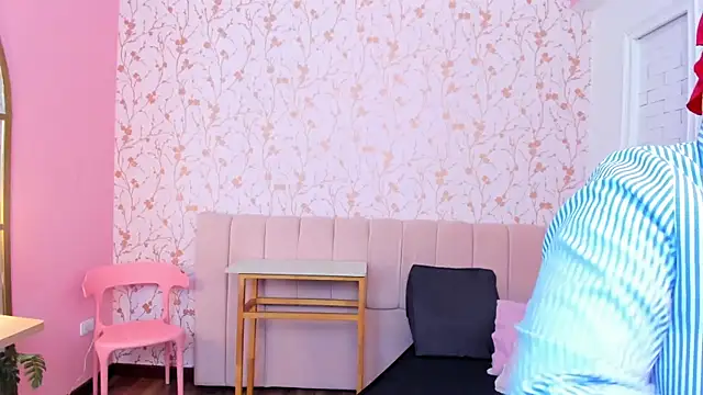 Chatroom XXX en direct de taylor_bennet