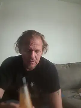 yourMasterisBored – Naživo XXX chat