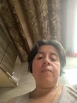 Chat +18 de Saori_Sann_ ao vivo