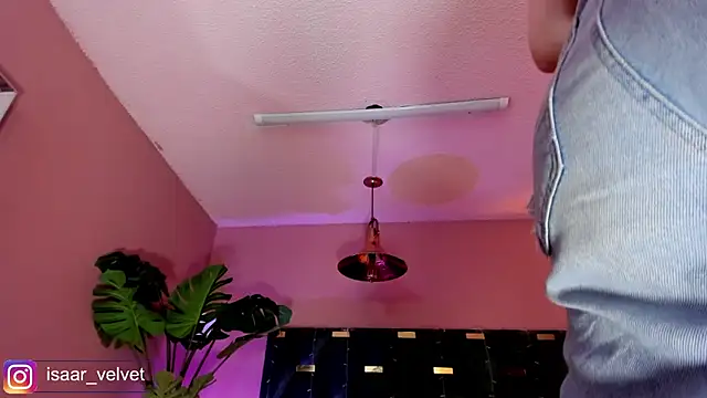 แชท XXX สดของ Velvet_Dreamss