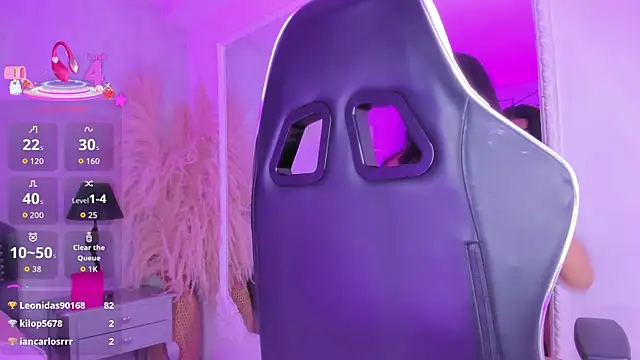 Chat +18 de KarelyMitchel ao vivo