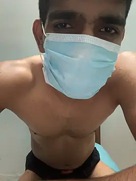 BadBoyTom78 即時 XXX 聊天