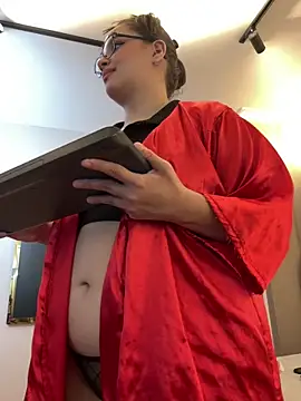 Tayler_Kim Live XXX-chat