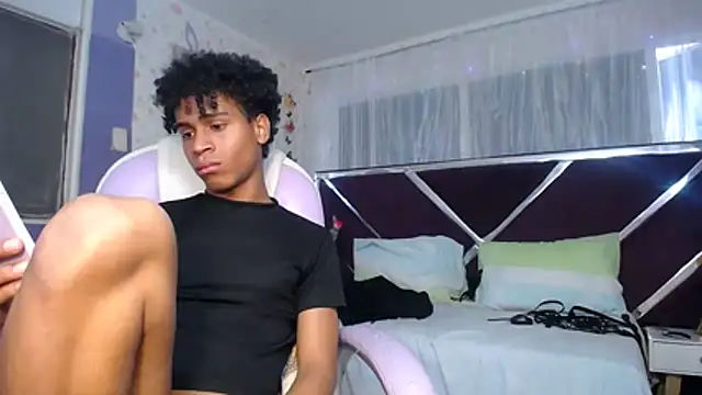 Santy_bigcock_01 Live XXX Chat