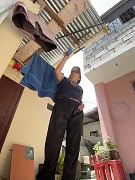 latinfemalen Live XXX chat