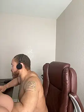 Fathero1time Live XXX Chat