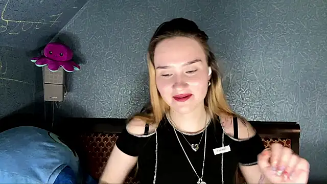 XXX chat uživo modela CarmelaLiebherr