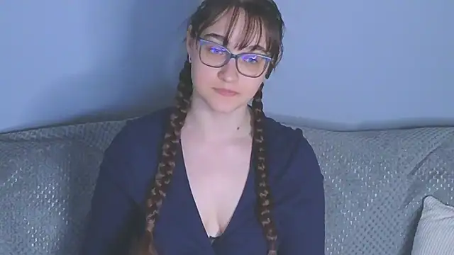 Chat +18 de TessaDoll ao vivo