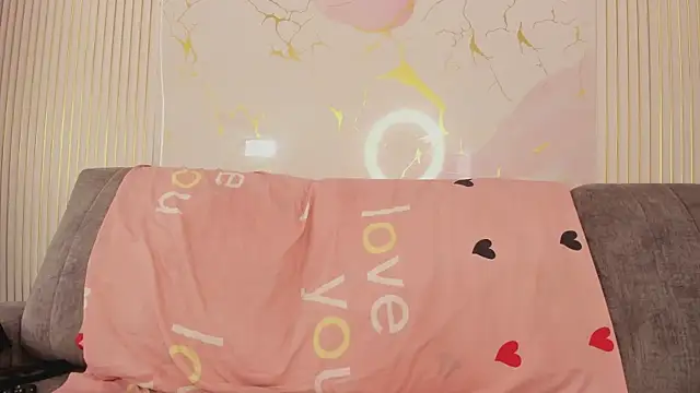 NhoanBrunette – Live XXX-chat