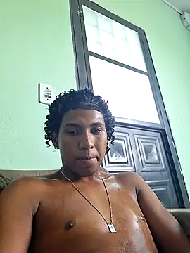 Show de nvh18Aklzim na webcam