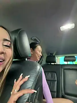 Chat XXX ao vivo de l0lita_emi