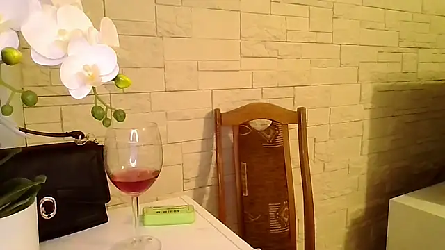 Chat XXX ao vivo de JuliaLovely