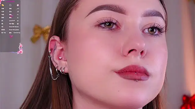 Chat +18 de LorileeRuetz ao vivo