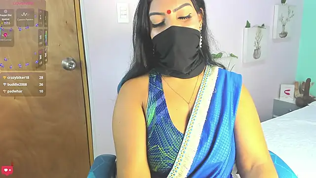 Iniya_Parul Adlı Modelin Canlı XXX Sohbeti