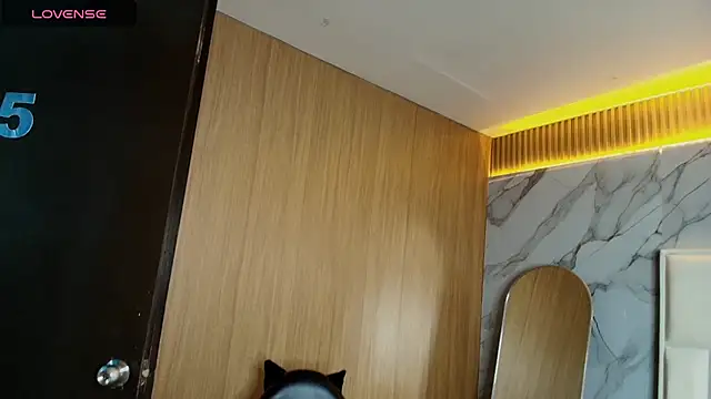 Zarath_tf Live XXX-Chat