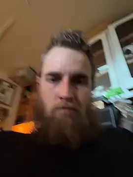 high3ndlowlife: διαδικτυακό σόου στην κάμερα