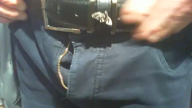 nonnomaturobisex Show in webcam