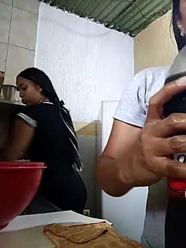 Laura20lopez élő XXX-chatje