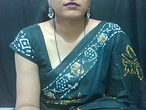 Chat XXX ao vivo de Thilothama_Vaishu