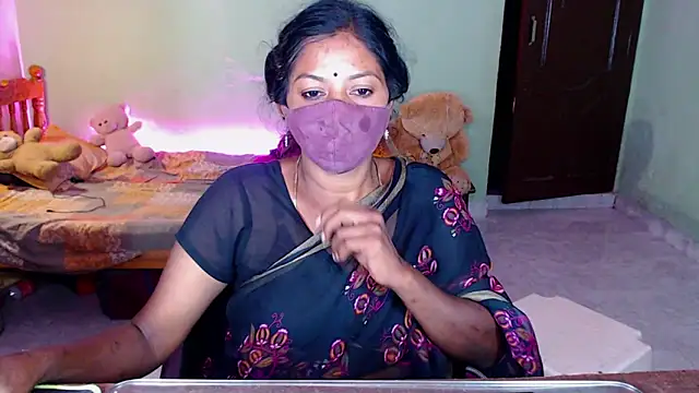 HotGulabi's Live XXX Chat