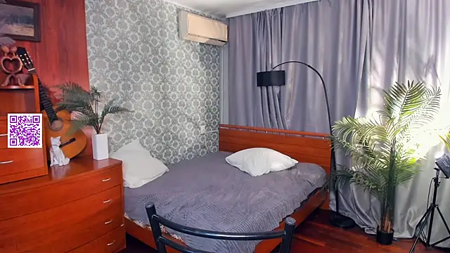 AmilyAmilli: онлайн-секс-чат