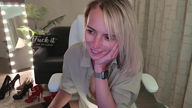 YourMarthaMayer Show Webcam