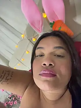 Show de Latina_kiara na webcam