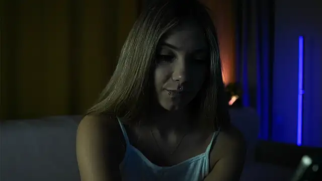 angel_lin – Naživo XXX chat