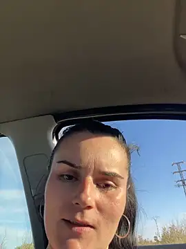 Naira_DanのライブXXXチャット