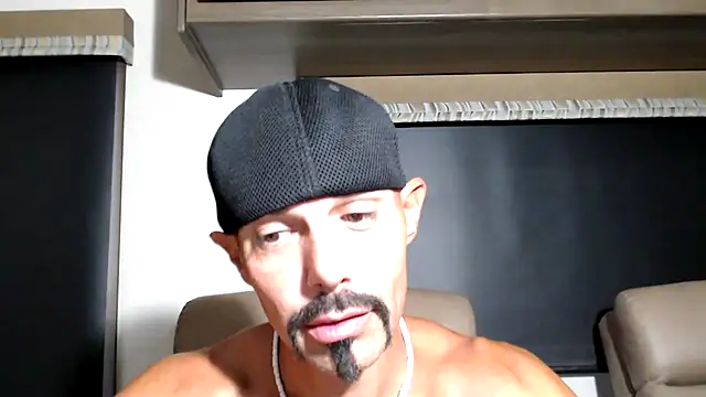 ThickD2C's Webcam Show