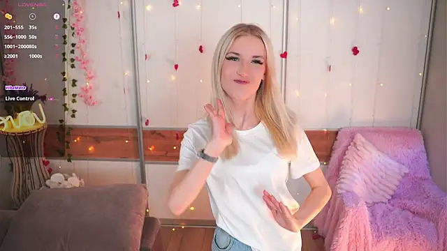 ScarlettRansdell's Live XXX Chat