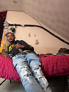 rayyymackのライブXXXチャット