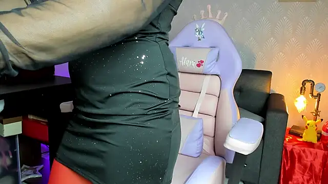 Alaia_Love77のライブXXXチャット