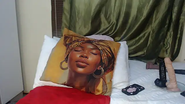 Foxybrownxx1's Live XXX Chat