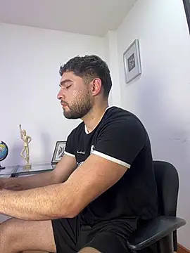 Steve-Carter Adlı Modelin Canlı XXX Sohbeti