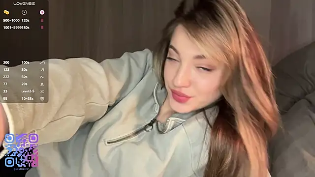 1Kellynaive – Live XXX-chat