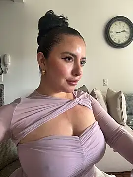 Chat XXX en directo de sukhakunis1