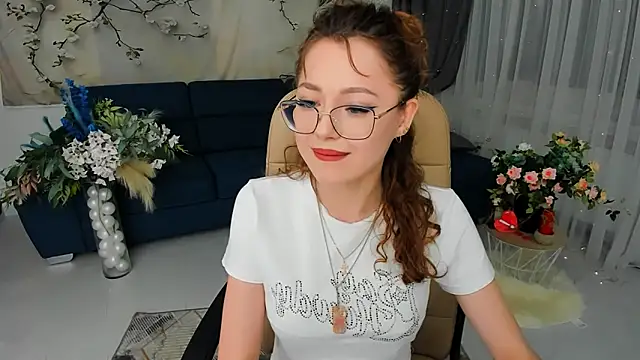 SereneFlame Chat XXX in diretta