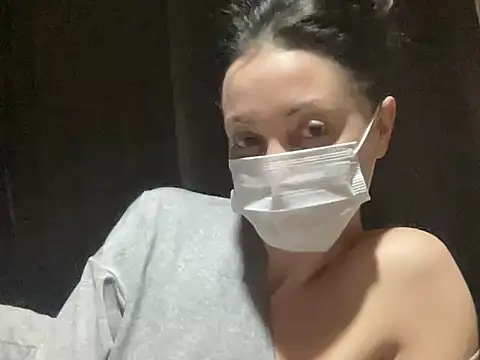 _LilyRoux_: онлайн-секс-чат