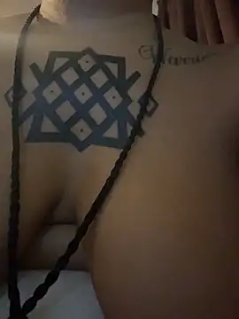 Chat XXX Live nickytheehawtie