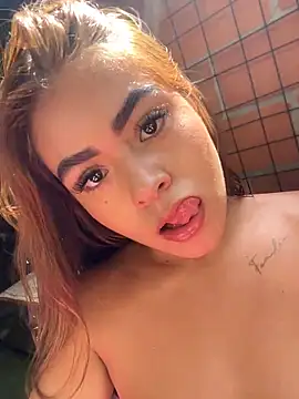 MayaMoanXXX Webcam Show