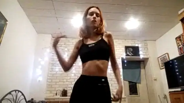 Chat +18 de SirenFrost ao vivo