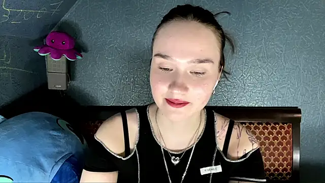 CarmelaLiebherr's Live XXX Chat